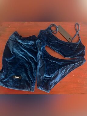 NWT triangl swimwear Velvet Navy Blue Bikini Set with bag